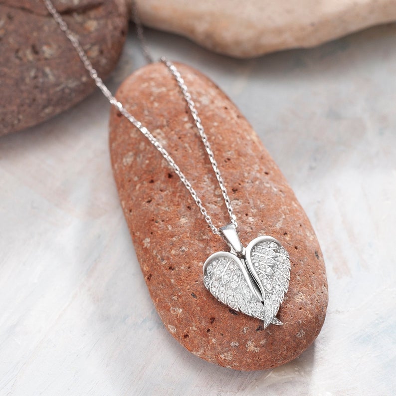 Angel Wing Heart Necklace Sparkling Deformable Pendant - Melcharm