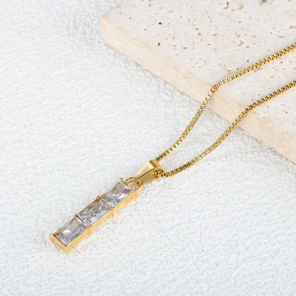 Luxury Square Zircon Geometric Pendant Necklace 18k Gold Plated Metal Texture Jewelry - Melcharm