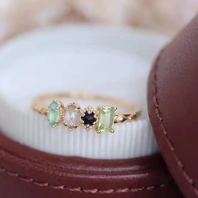 Raw Stone Personalized 1~8 Birth Month Family Mom's Gift Ring - Melcharm