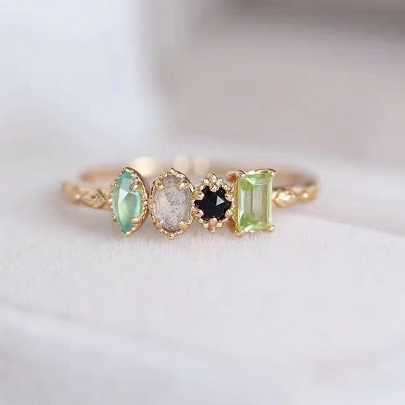 Raw Stone Personalized 1~8 Birth Month Family Mom's Gift Ring - Melcharm